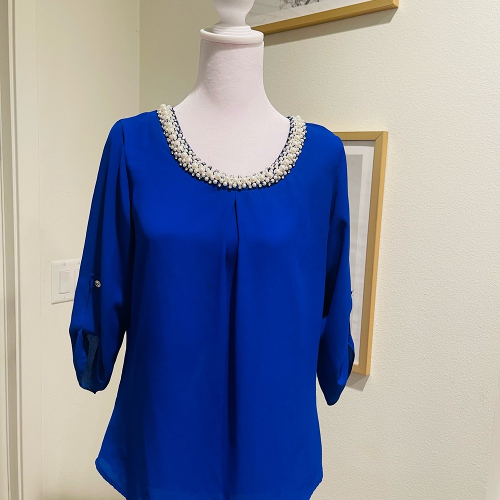 Elegant Blue Women's Top with Pearl Detailing
